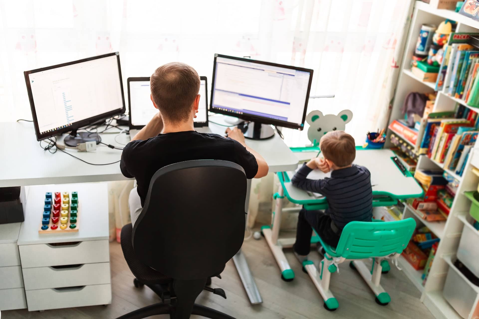 Du betrachtest gerade So bleibt das Business auch im Home Office in der Spur